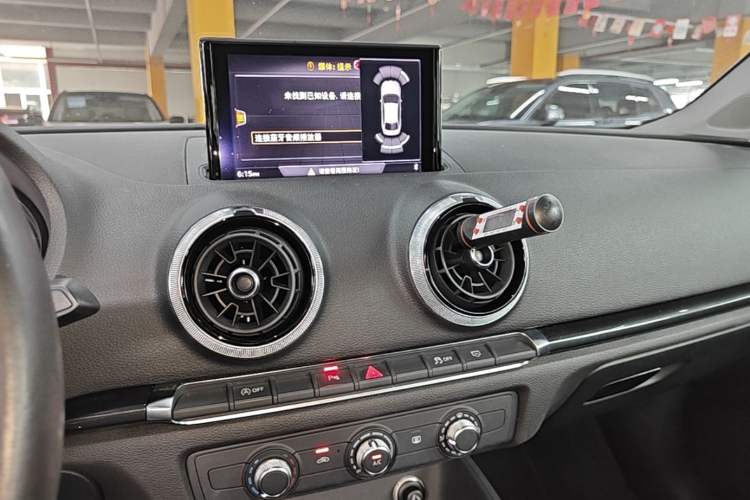 Used Audi A3 2018 30th Anniversary Edition Limousine 35 TFSI Fashion Model Audio And AC Panel