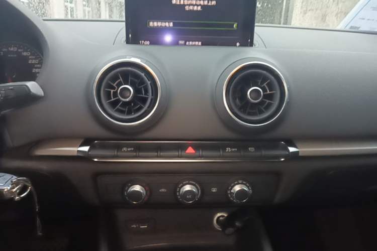 Used Audi A3 2018 30th Anniversary Edition Limousine 35 TFSI Ambition Model Audio And AC Panel