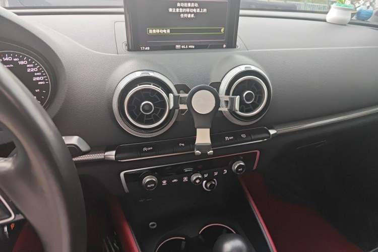 Used Audi A3 2018 30th Anniversary Edition Limousine 35 TFSI Style Model Audio And AC Panel