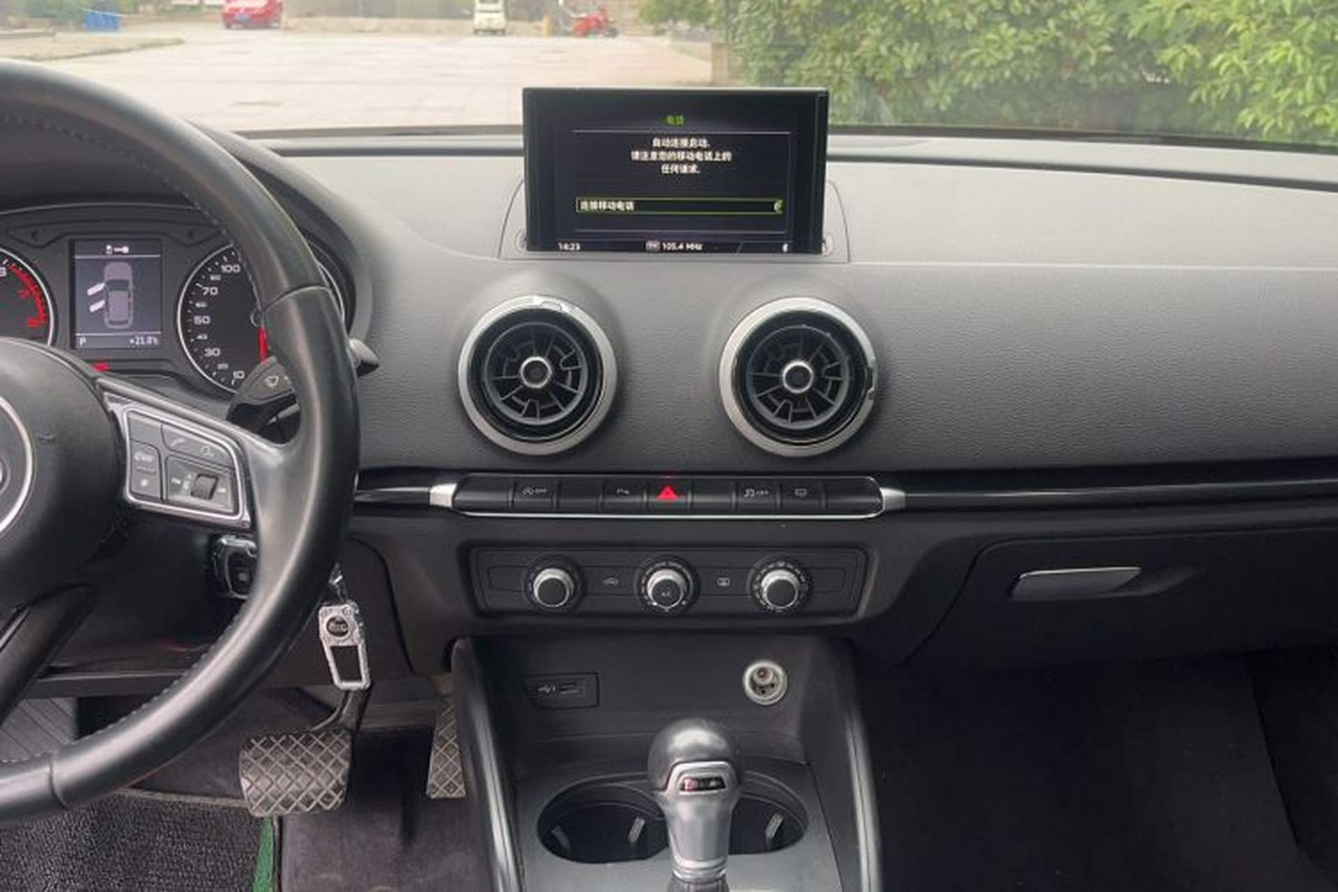 Used Audi A3 2018 30th Anniversary Edition Sportback 35 TFSI Fashion Model Audio And AC Panel