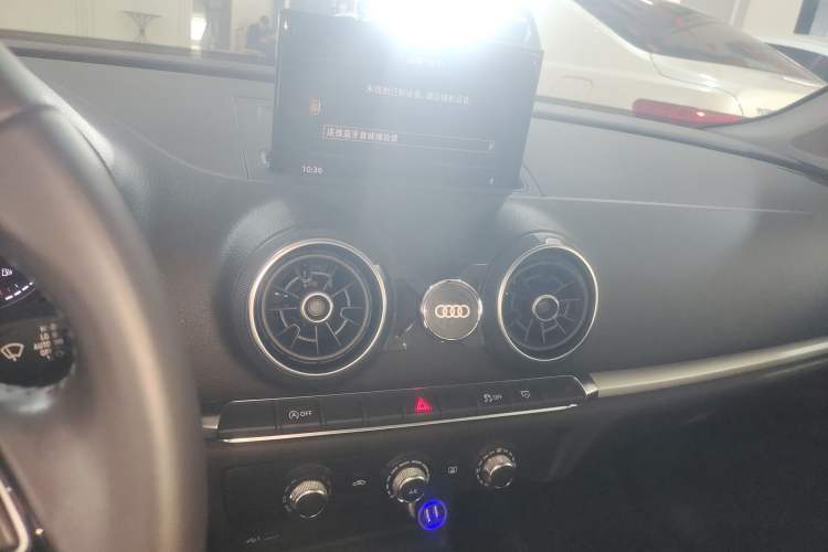 Used Audi A3 2018 30th Anniversary Edition Limousine 35 TFSI Ambition Model Audio And AC Panel