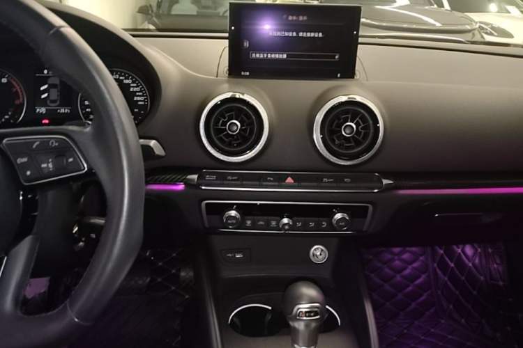 Used Audi A3 2018 30th Anniversary Edition Limousine 35 TFSI Sport Model Audio And AC Panel
