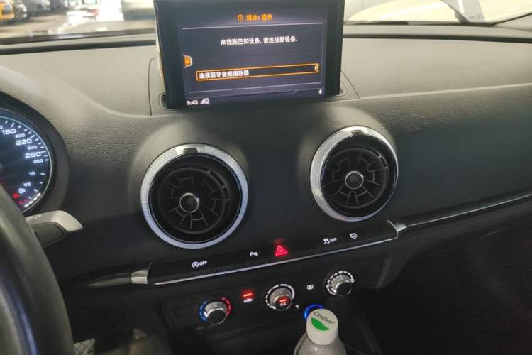 Used Audi A3 2018 30th Anniversary Edition Limousine 35 TFSI Fashion Model Audio And AC Panel