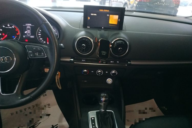 Used Audi A3 2018 30th Anniversary Edition Limousine 35 TFSI Ambition Model Audio And AC Panel