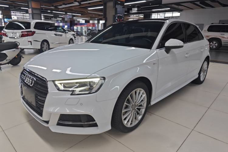 Used Audi A3 2018 30th Anniversary Edition Sportback 35 TFSI Fashion Model Guazi used car, China used car export, Used car for sale, Used  cars, Cheapest cars for sale