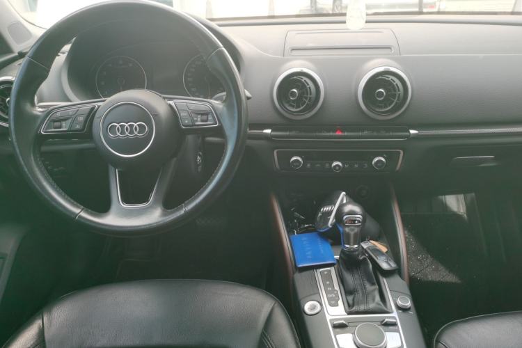 Used Audi A3 2018 30th Anniversary Edition Limousine 35 TFSI Style Model Center Console
