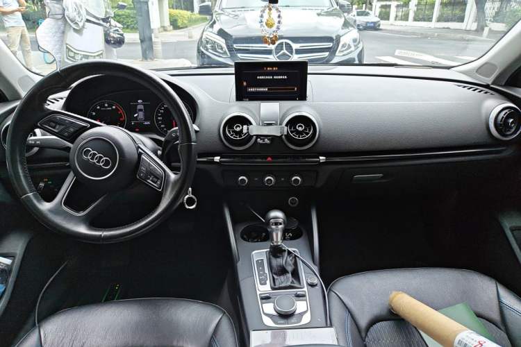 Used Audi A3 2018 30th Anniversary Edition Sportback 35 TFSI Fashion Model Center Console