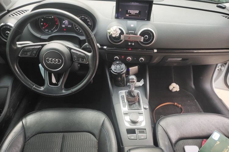 Used Audi A3 2018 30th Anniversary Edition Sportback 35 TFSI Fashion Model Center Console