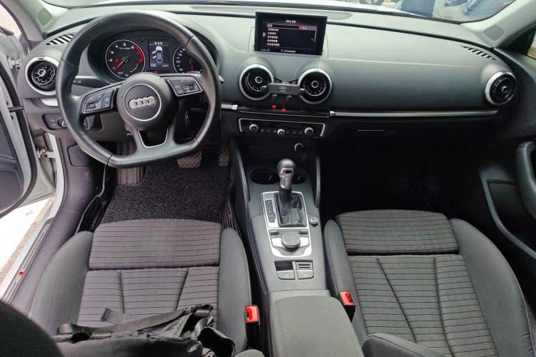 Used Audi A3 2018 30th Anniversary Edition Limousine 35 TFSI Sport Model Center Console