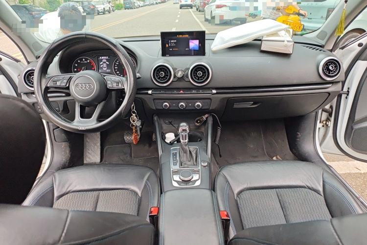 Used Audi A3 2018 30th Anniversary Edition Limousine 35 TFSI Fashion Model Center Console