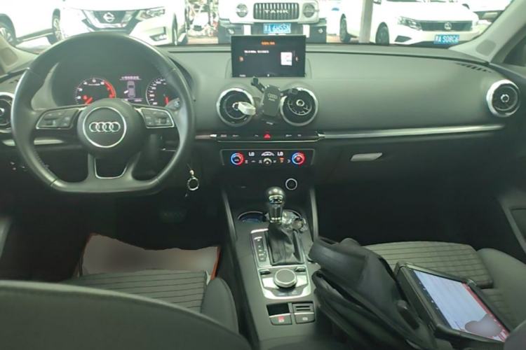 Used Audi A3 2018 30th Anniversary Edition Sportback 35 TFSI Sport Model Center Console