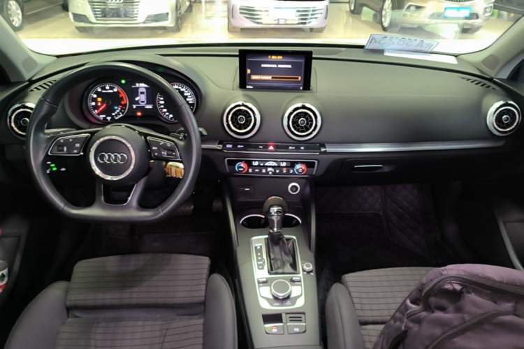 Used Audi A3 2018 30th Anniversary Edition Limousine 40 TFSI Sport Model Center Console