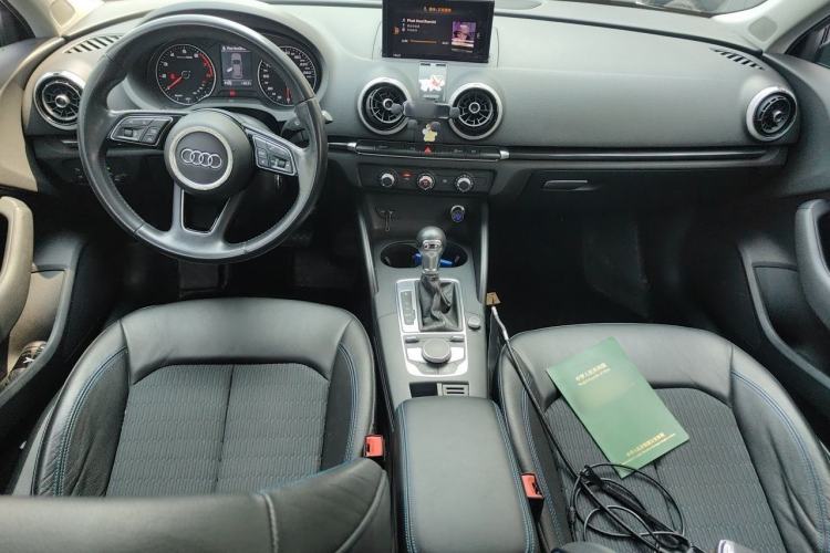 Used Audi A3 2018 30th Anniversary Edition Sportback 35 TFSI Fashion Model Center Console