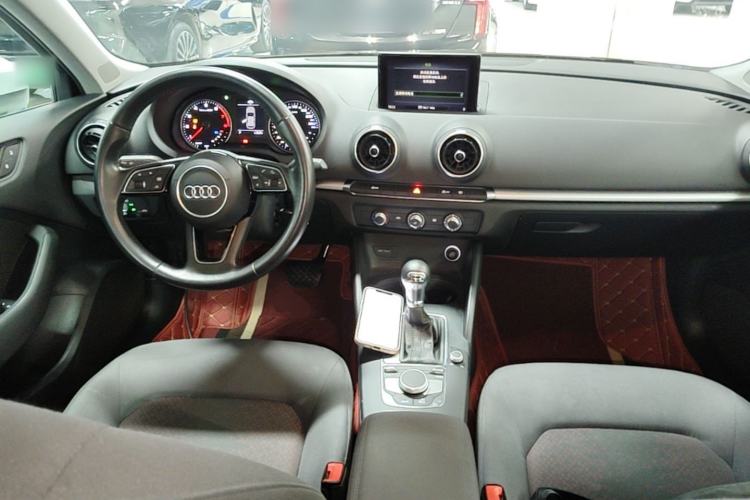 Used Audi A3 2018 30th Anniversary Edition Sportback 35 TFSI Ambition Model Center Console