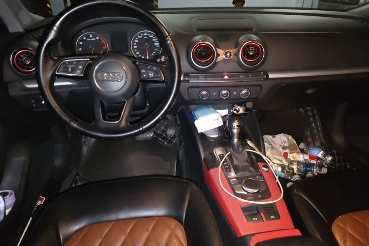 Used Audi A3 2018 30th Anniversary Edition Sportback 35 TFSI Ambition Model Center Console