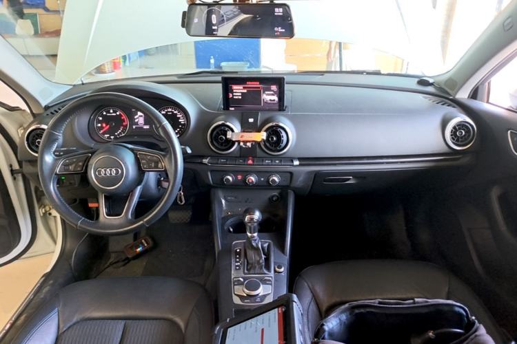 Used Audi A3 2018 30th Anniversary Edition Sportback 35 TFSI Fashion Model Center Console