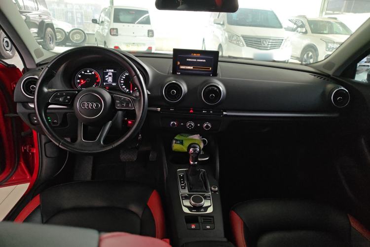 Used Audi A3 2018 30th Anniversary Edition Sportback 35 TFSI Ambition Model Center Console