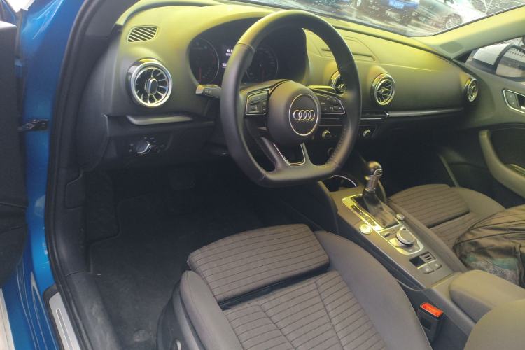 Used Audi A3 2018 30th Anniversary Edition Limousine 35 TFSI Sport Model Center Console