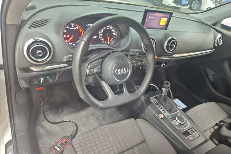 Used Audi A3 2018 30th Anniversary Edition Limousine 35 TFSI Sport Model Center Console