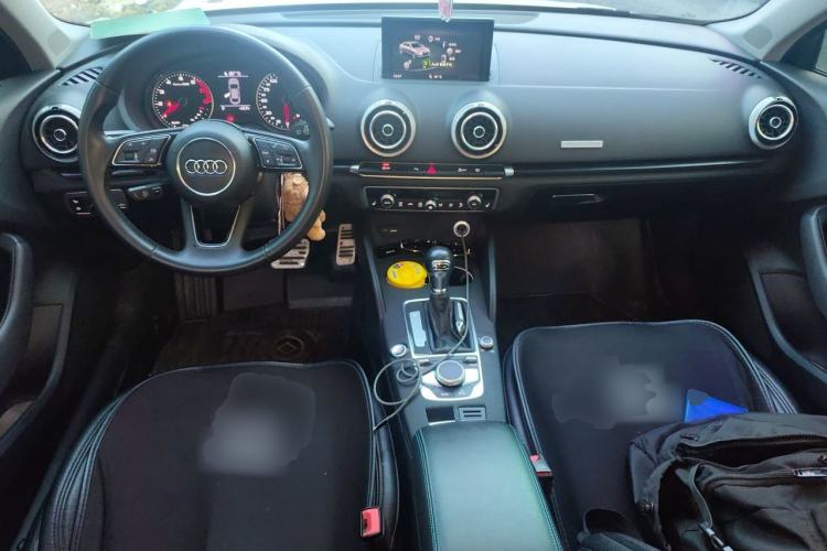 Used Audi A3 2018 30th Anniversary Edition Limousine 35 TFSI Fashion Model Center Console