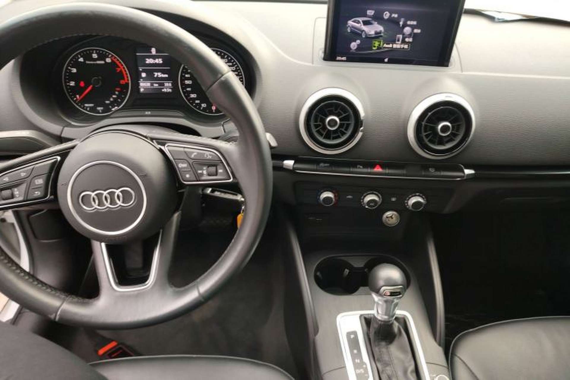Used Audi A3 2018 30th Anniversary Edition Limousine 35 TFSI Fashion Model Center Console