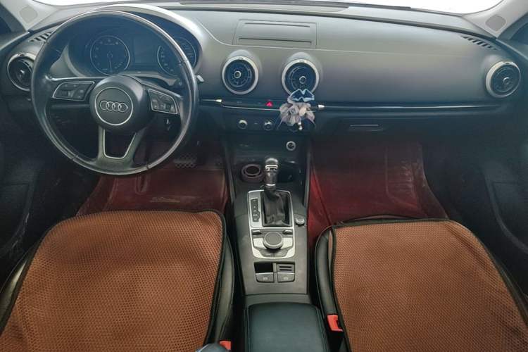 Used Audi A3 2018 30th Anniversary Edition Sportback 35 TFSI Fashion Model Center Console