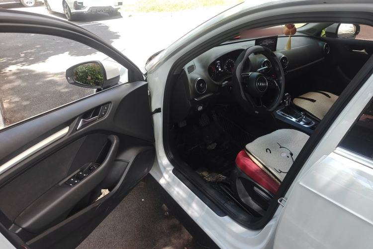 Used Audi A3 2018 30th Anniversary Edition Sportback 35 TFSI Ambition Model Driver Seat