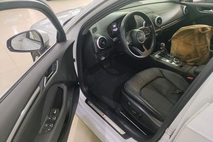 Used Audi A3 2018 30th Anniversary Edition Sportback 35 TFSI Fashion Model Driver Seat