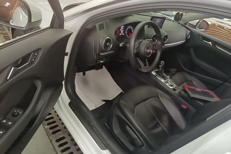 Used Audi A3 2018 30th Anniversary Edition Sportback 35 TFSI Ambition Model Driver Seat
