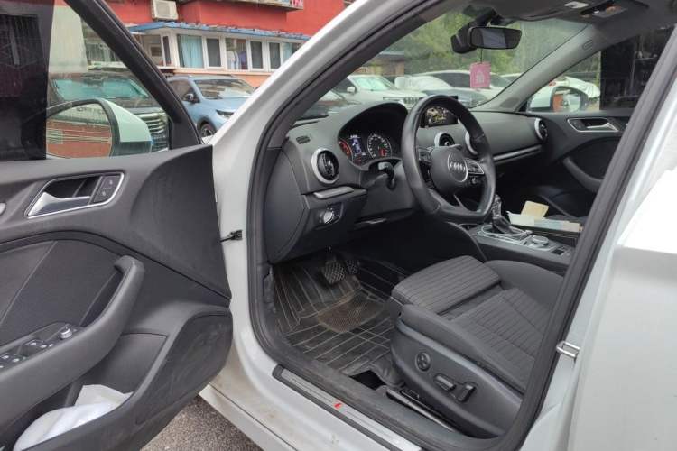 Used Audi A3 2018 30th Anniversary Edition Limousine 35 TFSI Sport Model Driver Seat