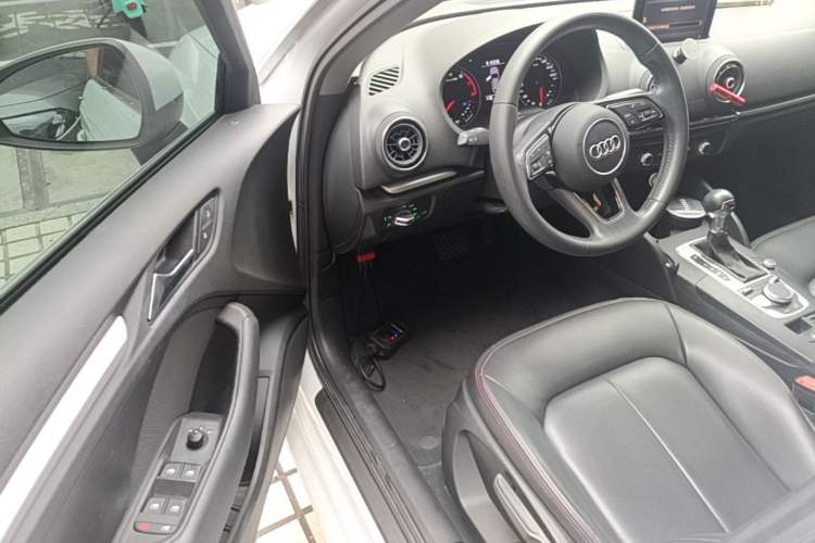 Used Audi A3 2018 30th Anniversary Edition Sportback 35 TFSI Ambition Model Driver Seat