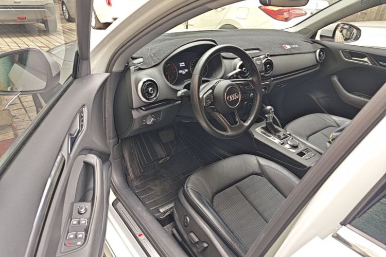Used Audi A3 2018 30th Anniversary Edition Limousine 35 TFSI Ambition Model Driver Seat