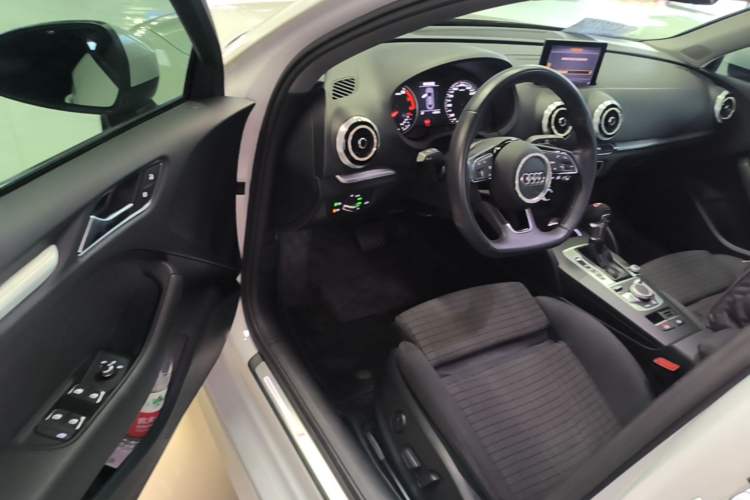 Used Audi A3 2018 30th Anniversary Edition Limousine 40 TFSI Sport Model Driver Seat