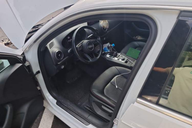 Used Audi A3 2018 30th Anniversary Edition Sportback 35 TFSI Ambition Model Driver Seat