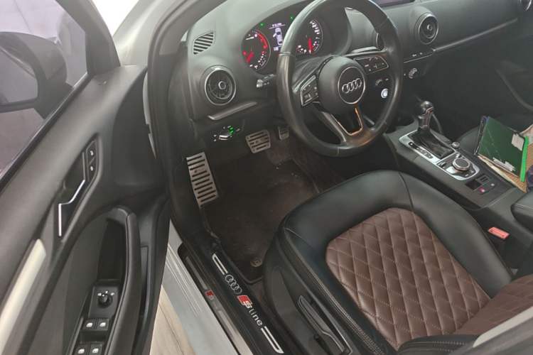 Used Audi A3 2018 30th Anniversary Edition Limousine 35 TFSI Ambition Model Driver Seat