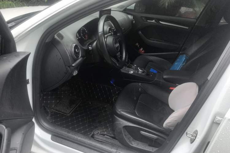 Used Audi A3 2018 30th Anniversary Edition Sportback 35 TFSI Ambition Model Driver Seat