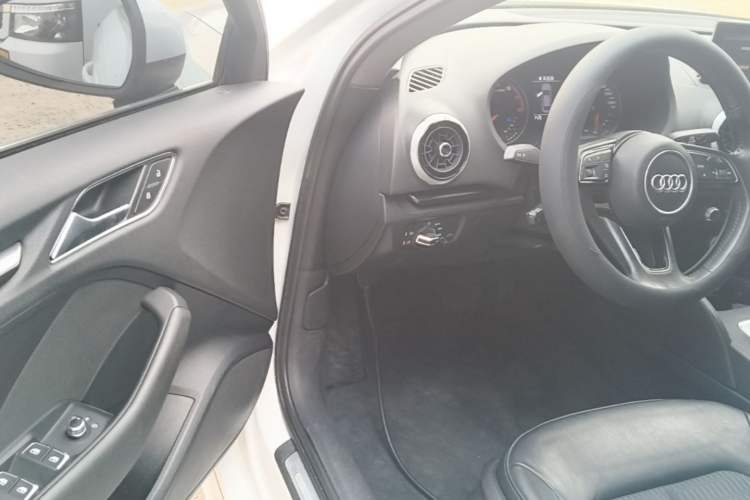 Used Audi A3 2018 30th Anniversary Edition Limousine 35 TFSI Fashion Model Driver Seat
