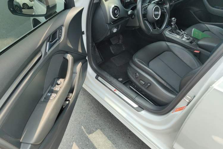 Used Audi A3 2018 30th Anniversary Edition Sportback 35 TFSI Fashion Model Driver Seat