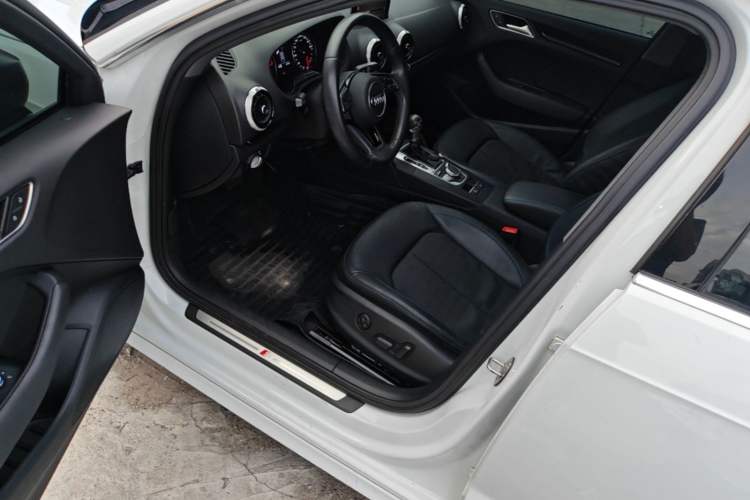 Used Audi A3 2018 30th Anniversary Edition Sportback 35 TFSI Fashion Model Driver Seat