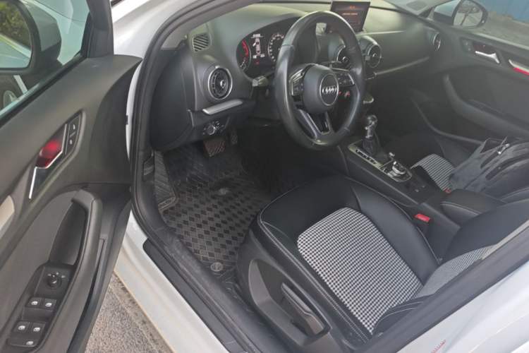 Used Audi A3 2018 30th Anniversary Edition Limousine 35 TFSI Ambition Model Driver Seat