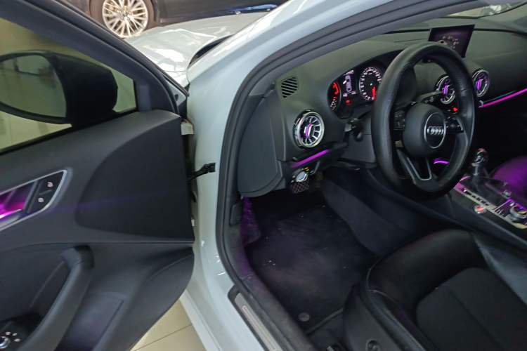Used Audi A3 2018 30th Anniversary Edition Limousine 35 TFSI Fashion Model Driver Seat