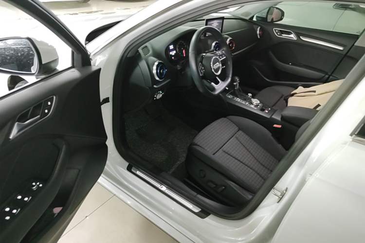 Used Audi A3 2018 30th Anniversary Edition Sportback 35 TFSI Sport Model Driver Seat