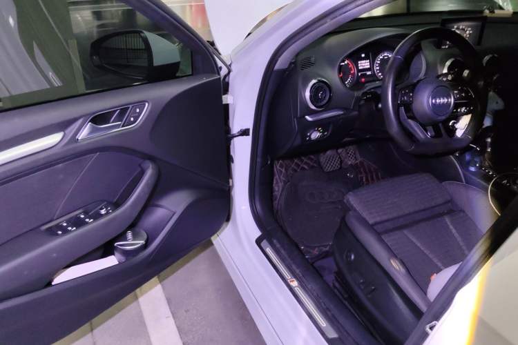 Used Audi A3 2018 30th Anniversary Edition Limousine 35 TFSI Sport Model Driver Seat