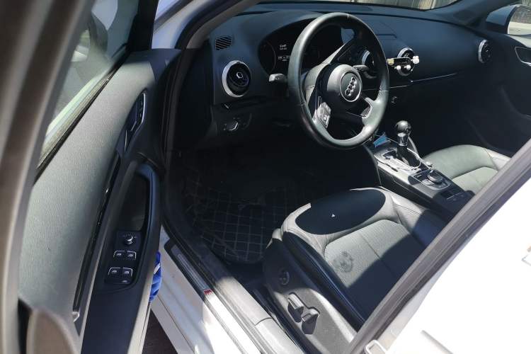 Used Audi A3 2018 30th Anniversary Edition Sportback 35 TFSI Fashion Model Driver Seat