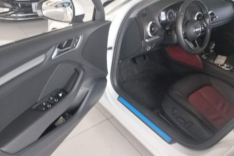 Used Audi A3 2018 30th Anniversary Edition Sportback 35 TFSI Style Model Driver Seat