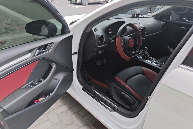 Used Audi A3 2018 30th Anniversary Edition Limousine 35 TFSI Ambition Model Driver Seat