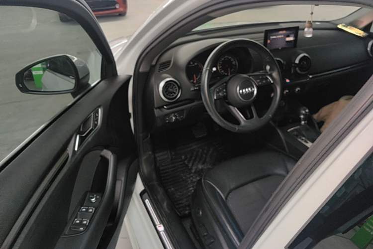 Used Audi A3 2018 30th Anniversary Edition Limousine 35 TFSI Fashion Model Driver Seat
