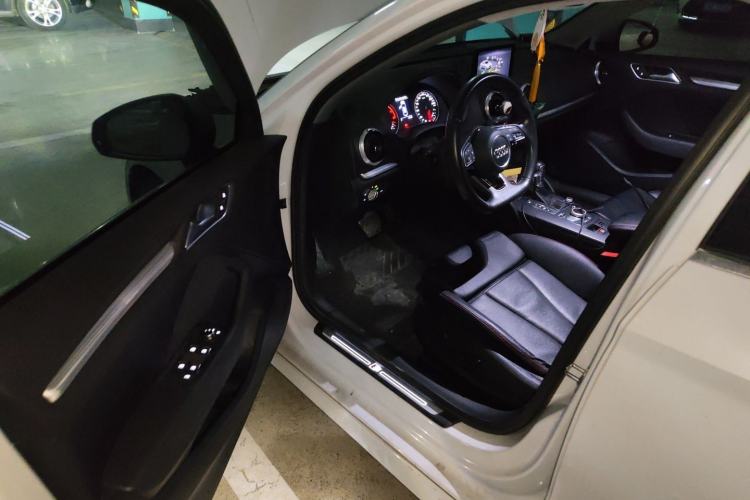 Used Audi A3 2018 30th Anniversary Edition Limousine 35 TFSI Sport Model Driver Seat