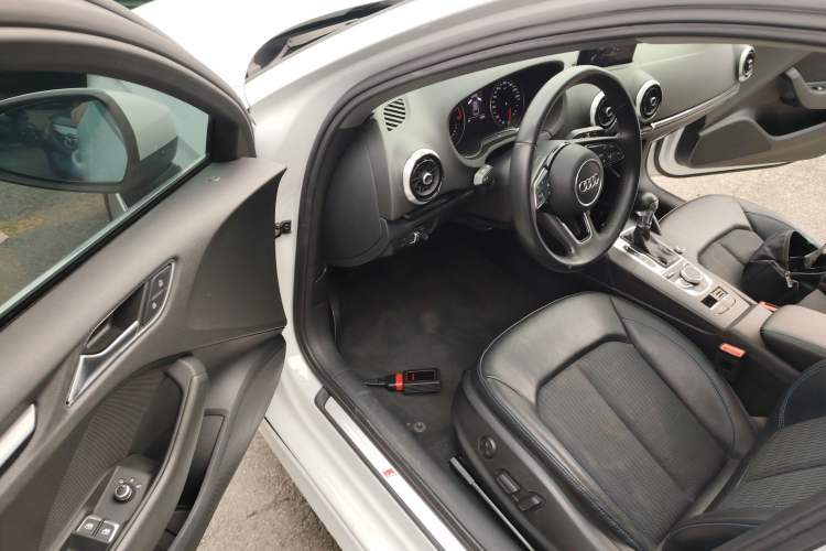 Used Audi A3 2018 30th Anniversary Edition Limousine 35 TFSI Fashion Model Driver Seat