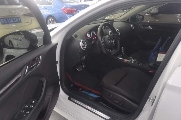 Used Audi A3 2018 30th Anniversary Edition Limousine 35 TFSI Sport Model Driver Seat
